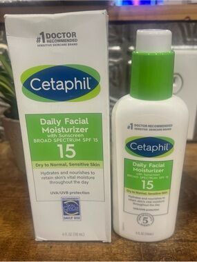 Cetaphil Daily Facial Moisturizer SPF 15 4oz New Sealed